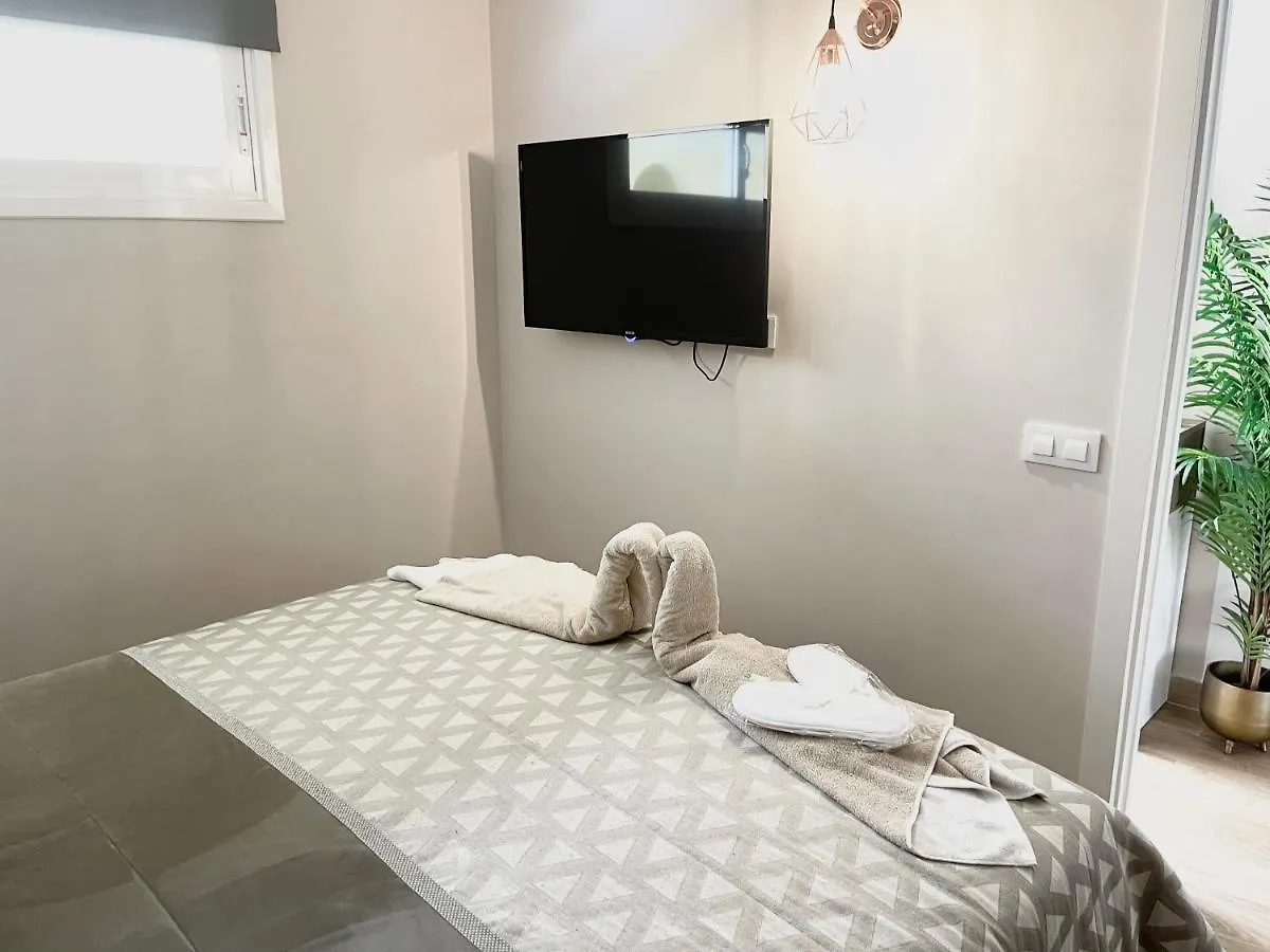 Luxury Apartment Fronte Piscina Mareverde A&V Costa Adeje 0*, Costa Adeje (Tenerife)