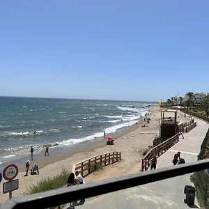 https://apartamento-miraflores-tres-piscinas-cerca-del-mar-albamar.es-andalucia.com